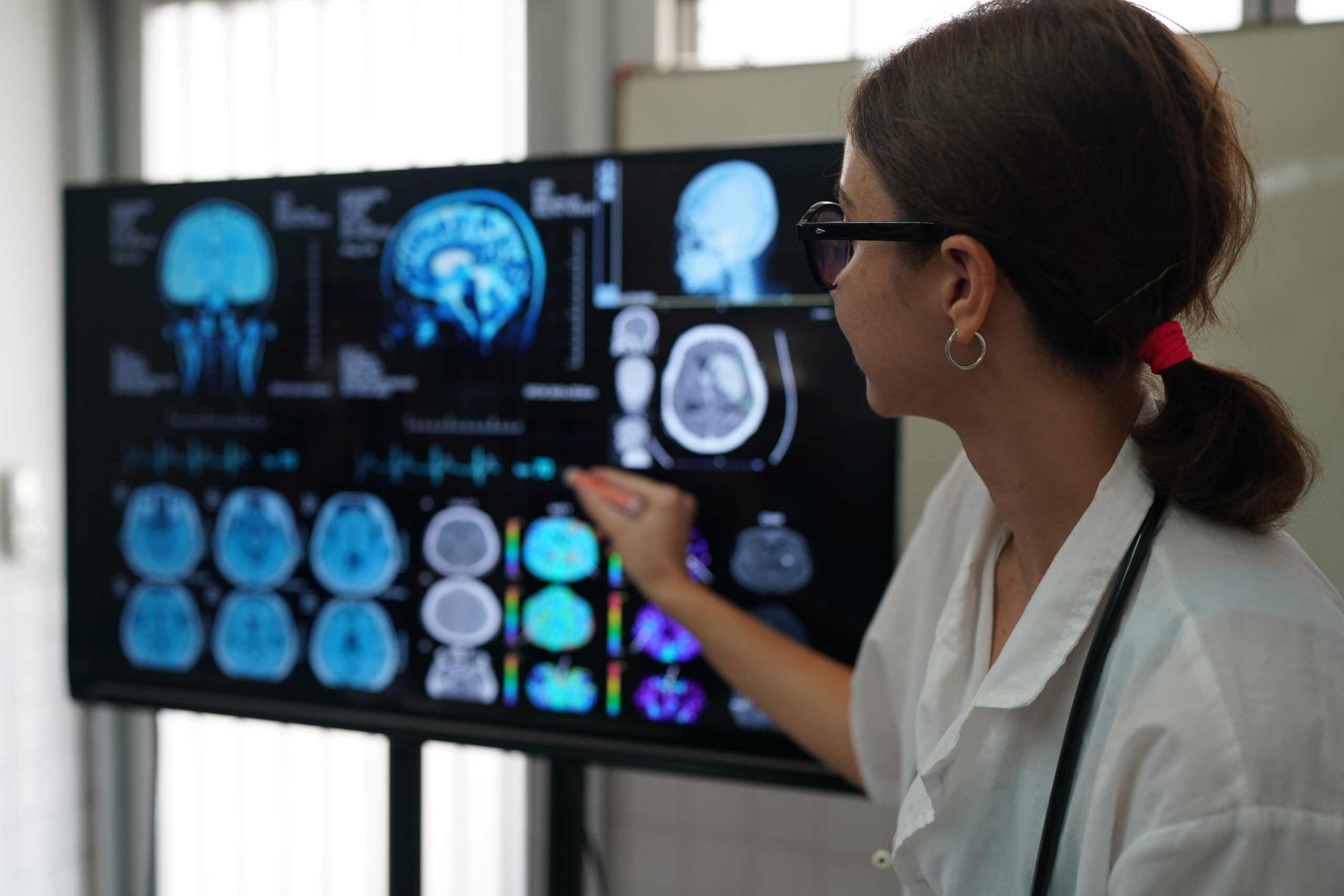 risks of a thyroid uptake scan