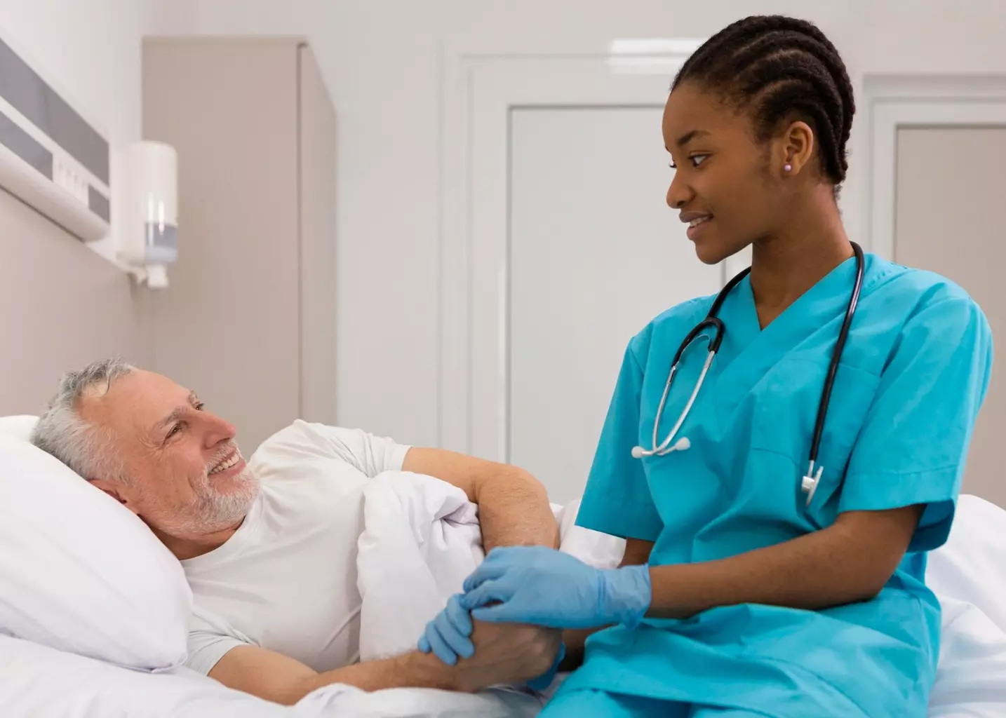 What Is Acute Leukemia Cancer and How Does AML Differ?