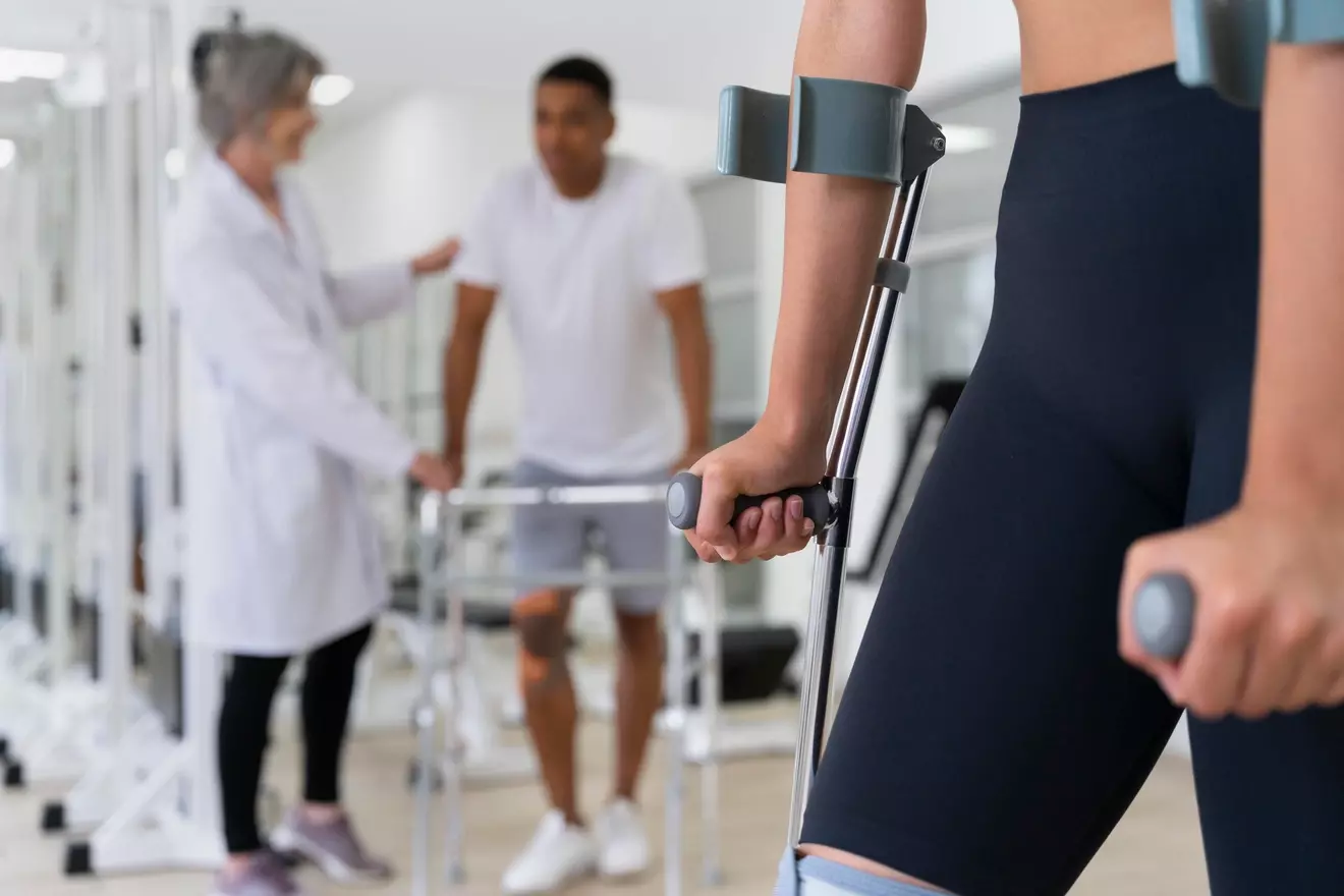 ankle prosthesis surgery