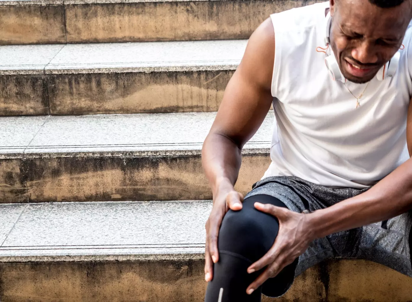 can you have both knees replaced at the same time