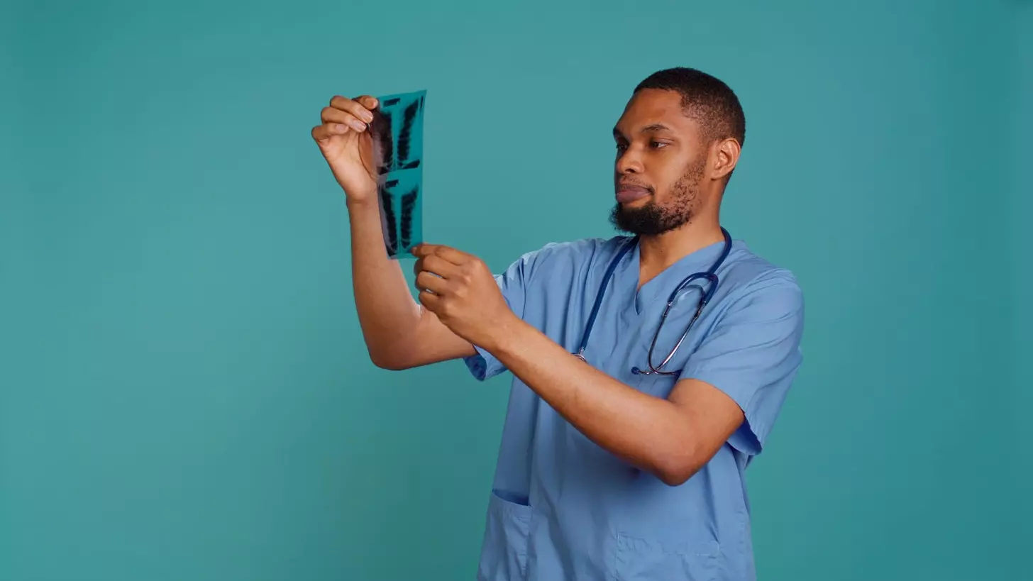 how is a bone graft done