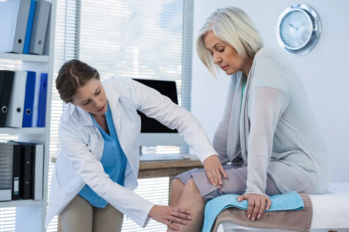 how long to ice knee after surgery