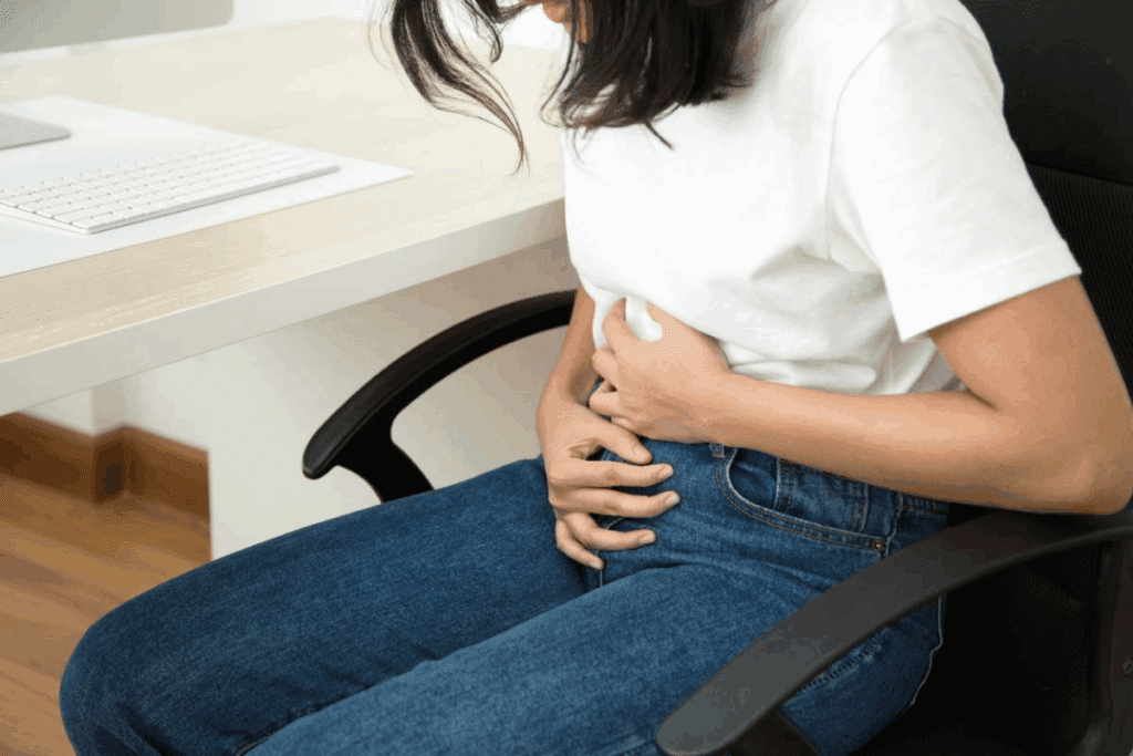 Belly Button Hernia Adults Symptoms: 8 Key Signs