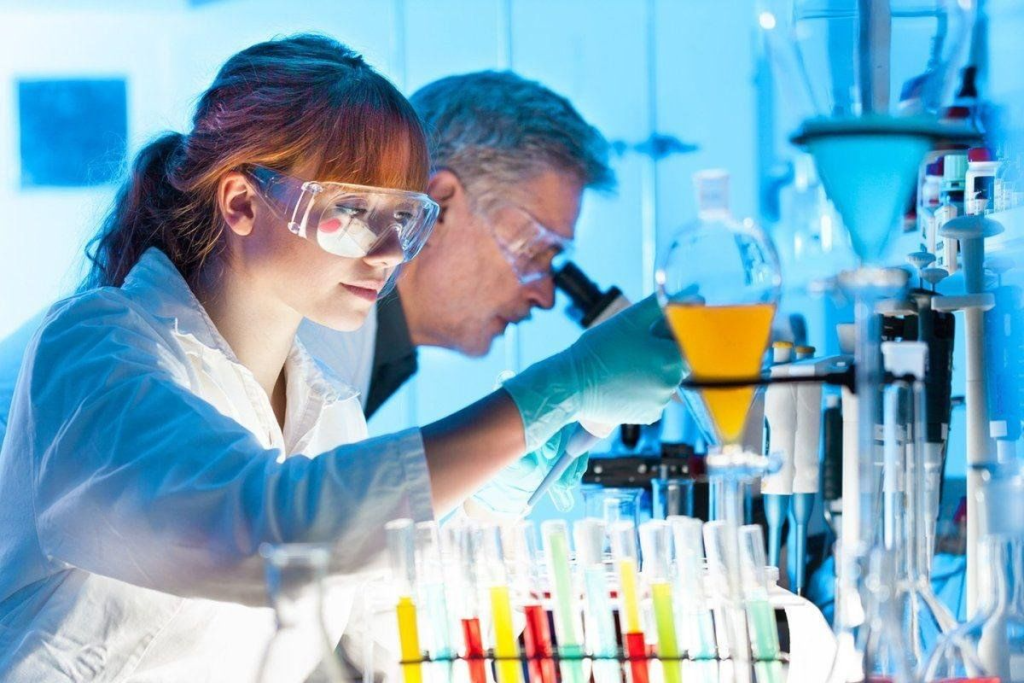 Drinking 2 Liters: When Urine Becomes Diluted 2 Drinking 2 Liters: When Urine Becomes Diluted