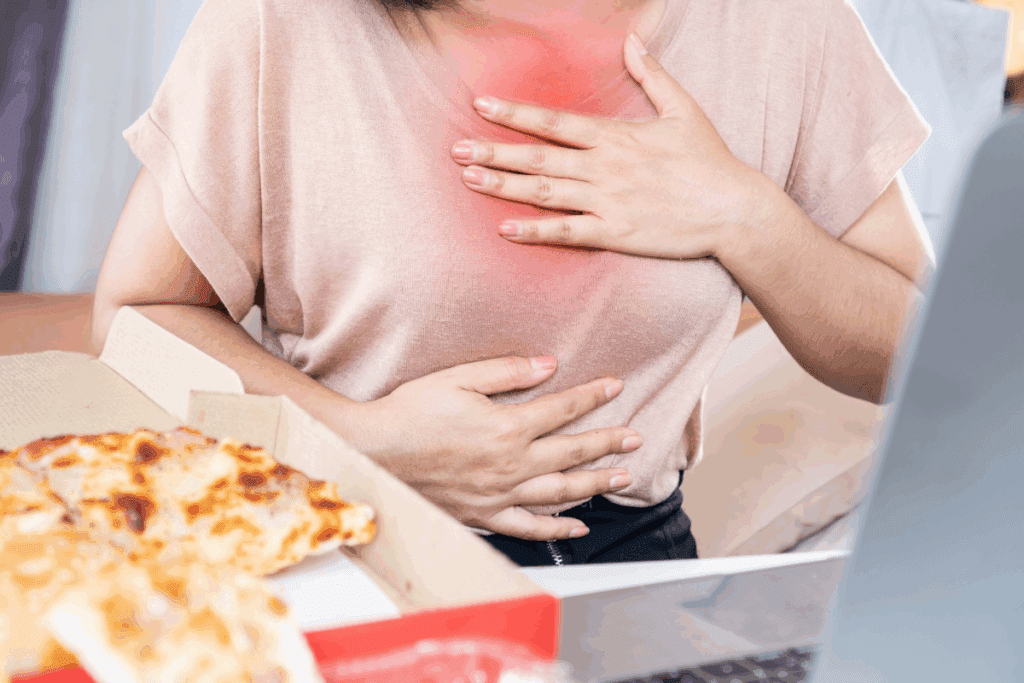 What Causes Chest Pain That Comes and Goes for Months? 1 What Causes Chest Pain That Comes and Goes for Months?