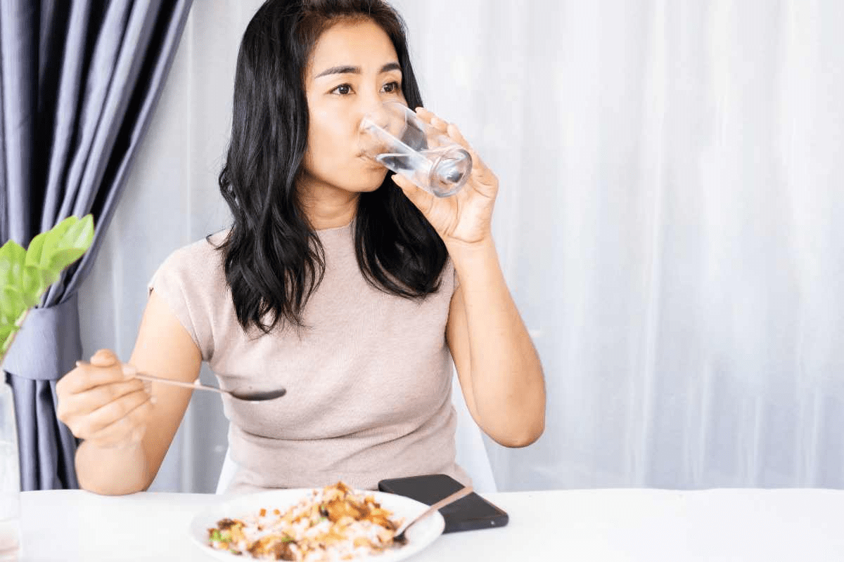 Heart Pain When Swallowing: Causes Explained