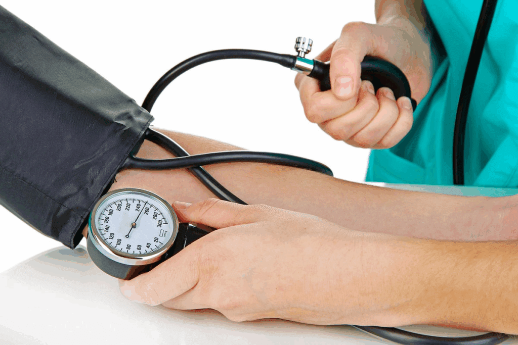 Stage 2 Hypertension: Definition and Risks 2 Stage 2 Hypertension: Definition and Risks