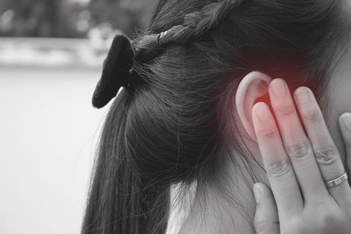 Ear Warm: Causes and How to Cool Down
