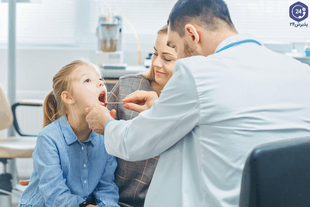 What Does the Back of the Throat Look Like? Healthy vs. Unhealthy 2 What Does the Back of the Throat Look Like? Healthy vs. Unhealthy