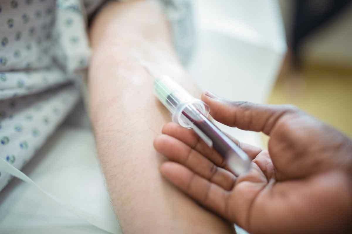 What Does a Low Red Blood Cell Count Mean for Cancer Patients?