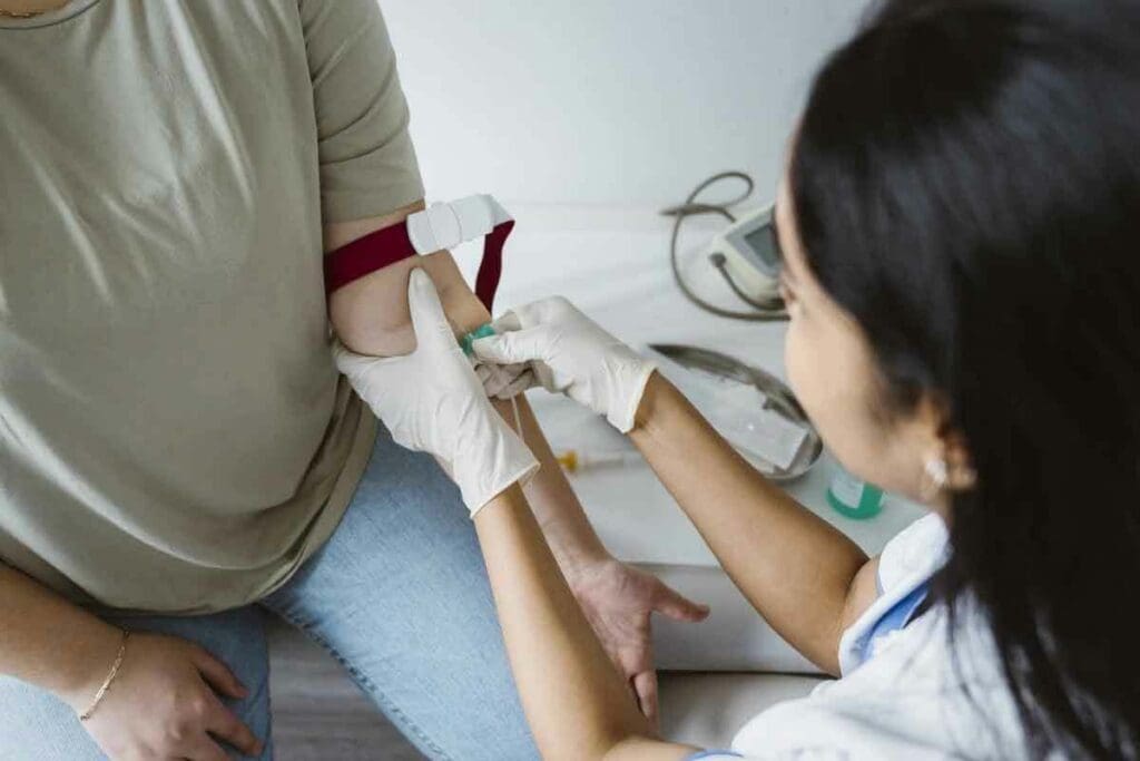 AIHA Blood Disorder: 7 Key Causes, Symptoms, and Treatment Options 2 AIHA Blood Disorder: 7 Key Causes, Symptoms, and Treatment Options