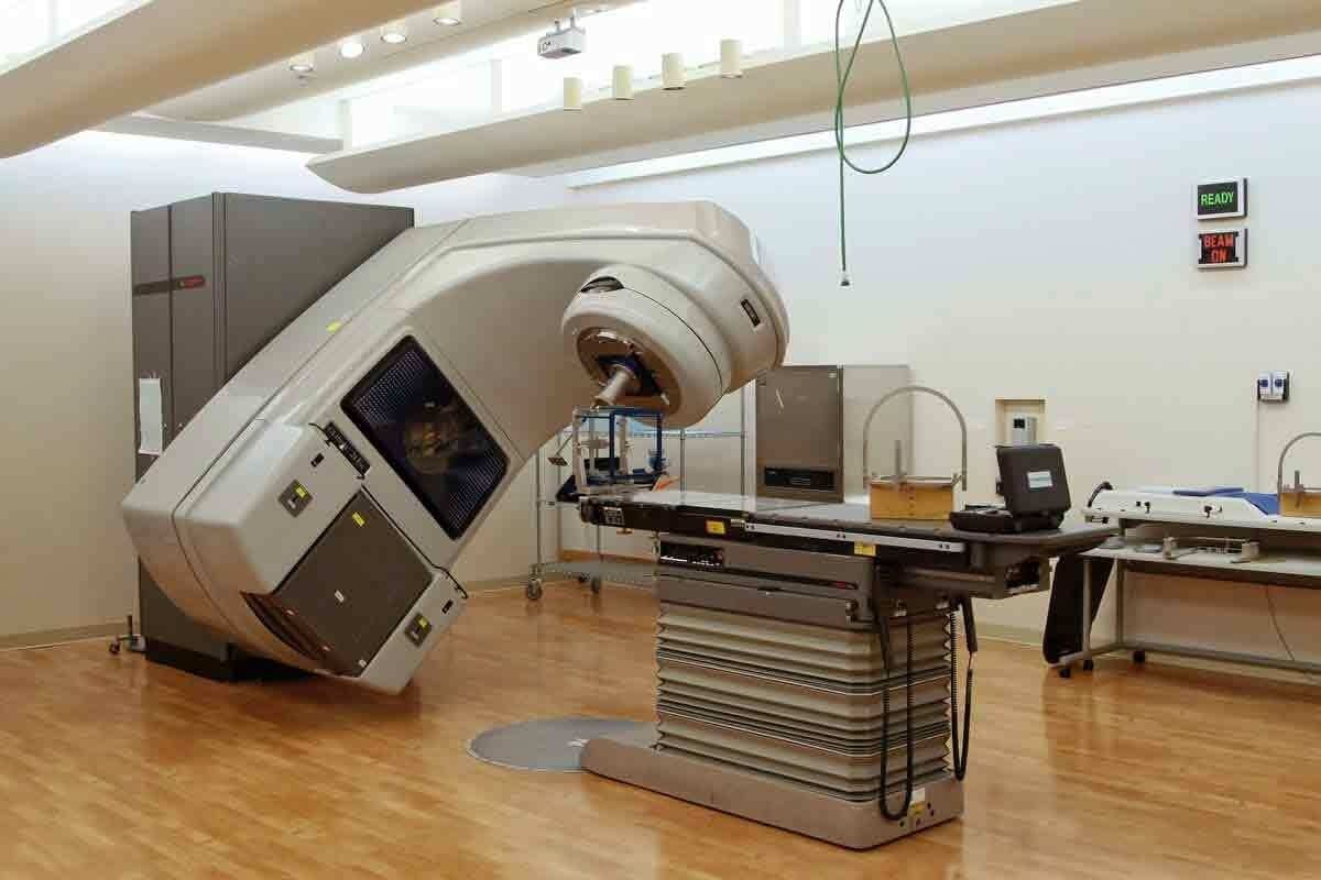 Linear Accelerator in Cancer Treatment Explained