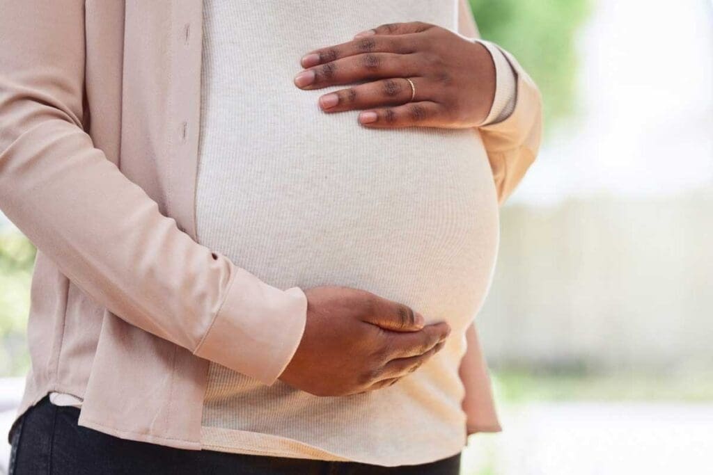 7 Key Facts About Blood Clots During Pregnancy: Signs, Causes, and Risks 2 7 Key Facts About Blood Clots During Pregnancy: Signs, Causes, and Risks