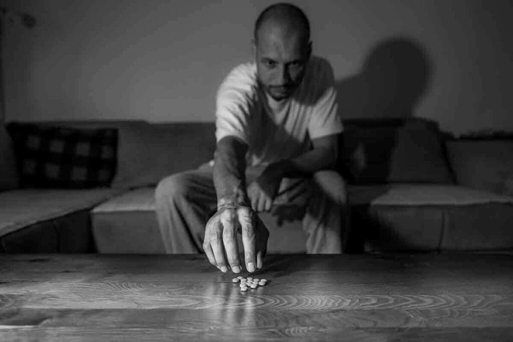 Folic Acid Toxic: 7 Key Symptoms and Dangers of Overdose 2 Folic Acid Toxic: 7 Key Symptoms and Dangers of Overdose