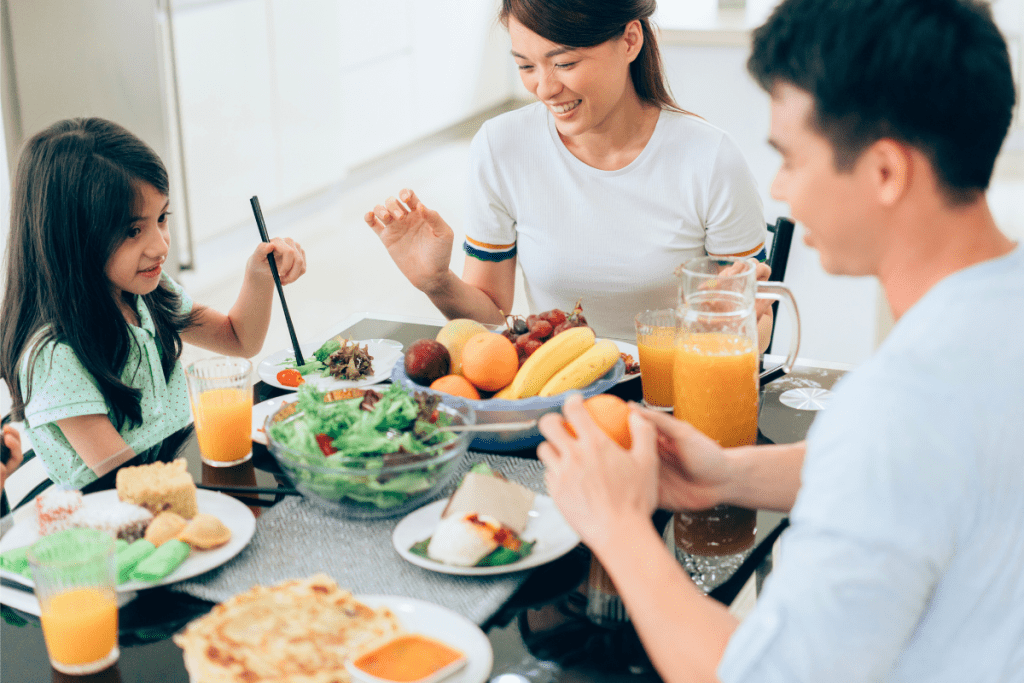 Mindful Eating for Kids:How to Teach Kids Healthy Eating Habits 2 Mindful Eating for Kids: "How to Teach Kids Healthy Eating Habits"