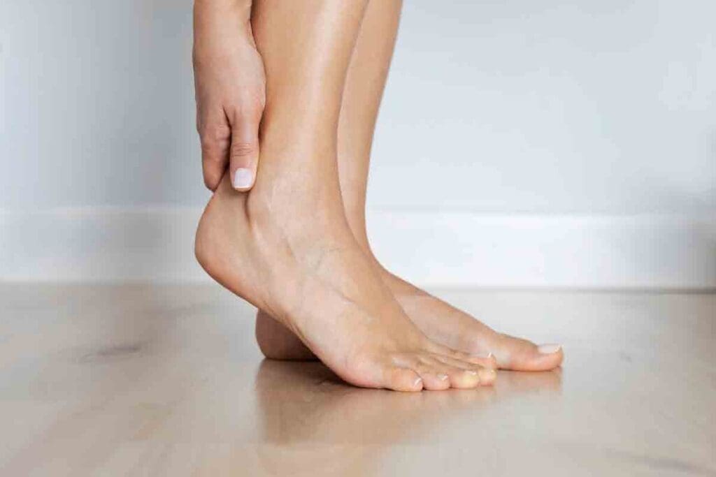 Can Anemia Cause Swelling: 5 Key Facts to Know