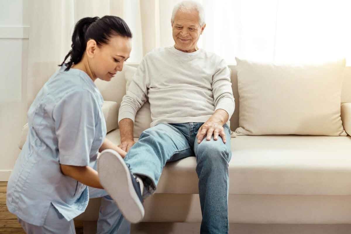 Rare Aggressive Sarcoma Cancer: 10 Key Types and Symptoms