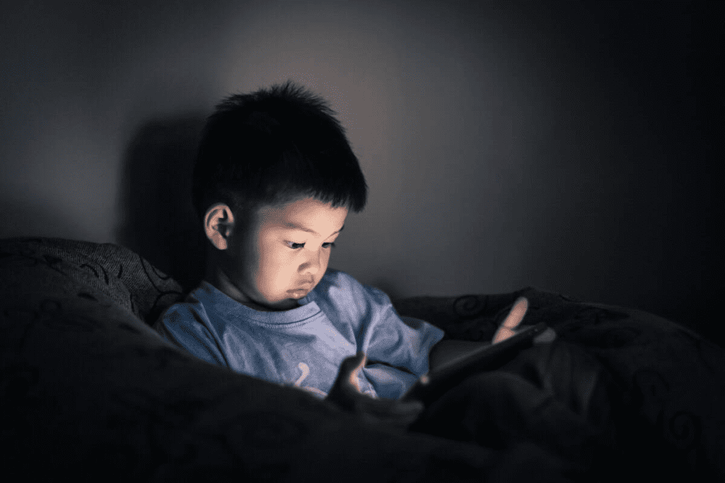 Negative Effects of Screen Time on Child Development- Guide