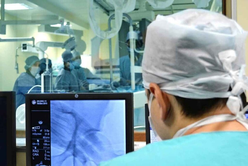 How Is a Coronary Angiogram Performed? Step-by-Step Guide to the Procedure 1 How Is a Coronary Angiogram Performed? Step-by-Step Guide to the Procedure