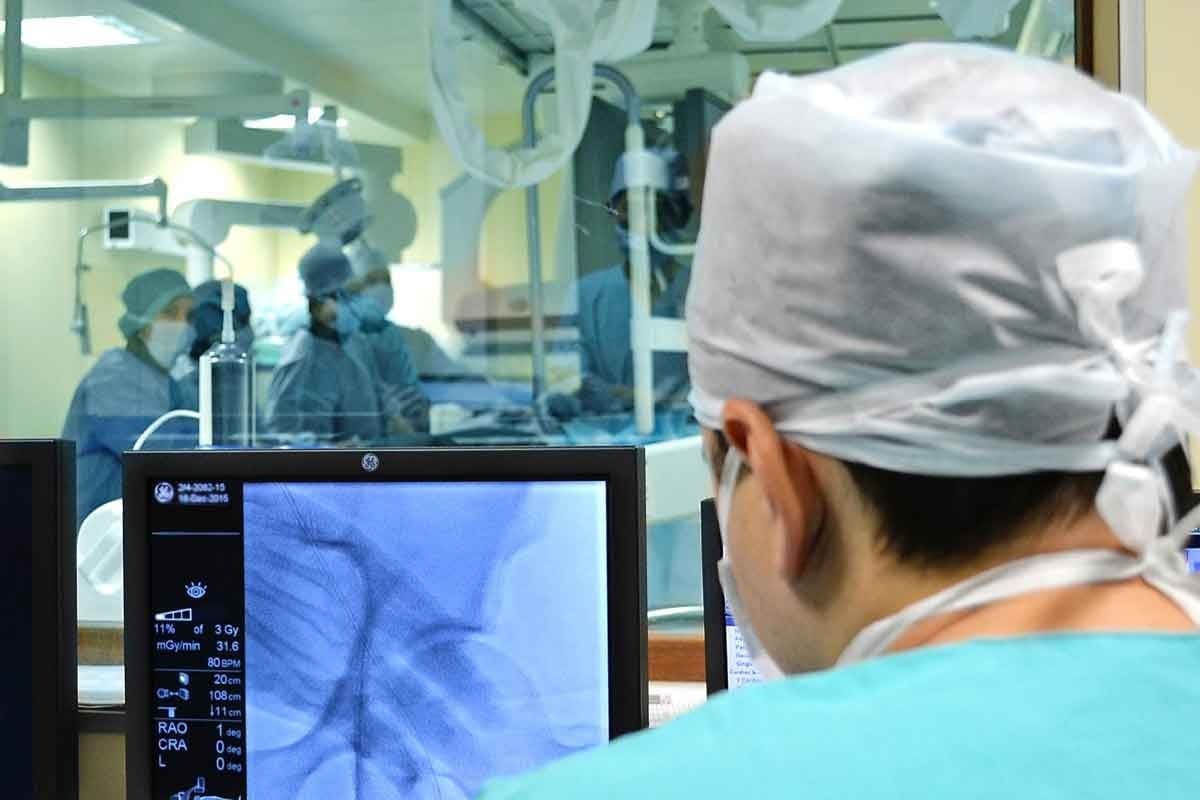 How Is a Coronary Angiogram Performed? Step-by-Step Guide to the Procedure