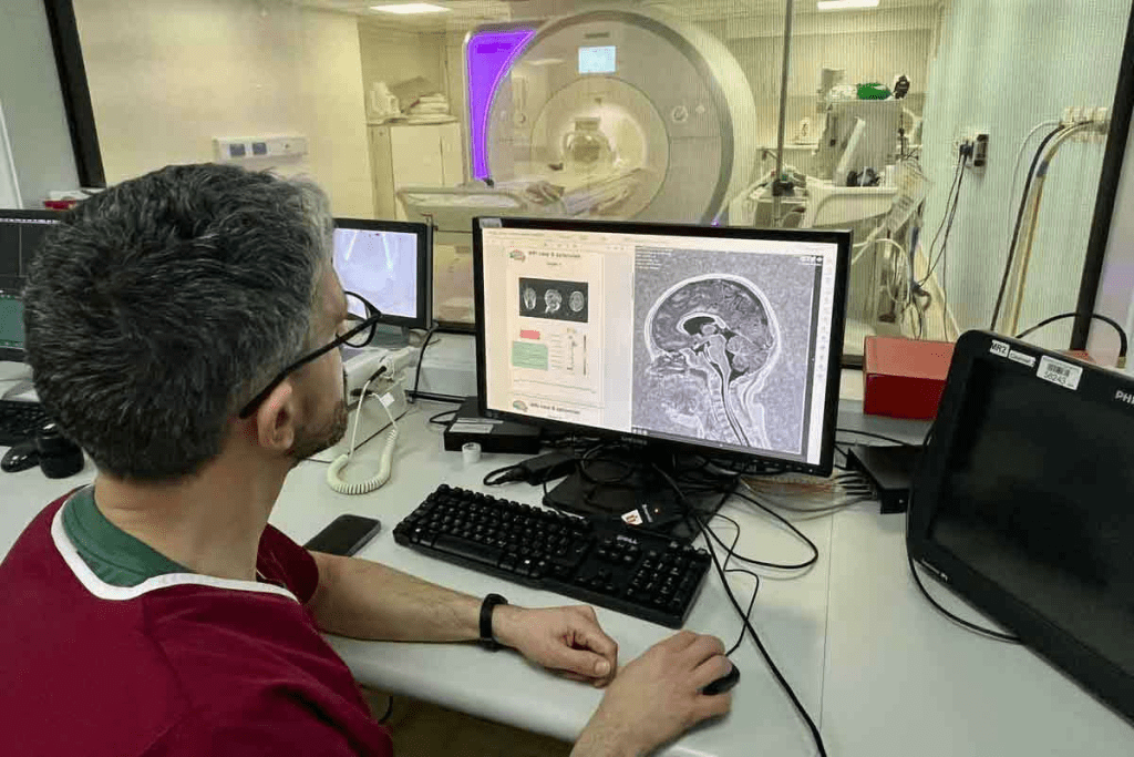 Difference Between MRI and PET CT Scan Explained