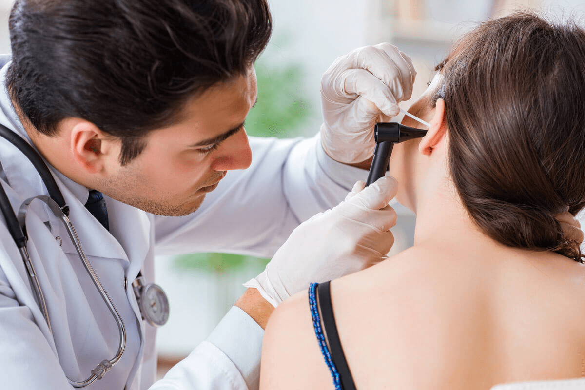 Can Ear Infection Cause Dizziness and Headaches? Symptoms