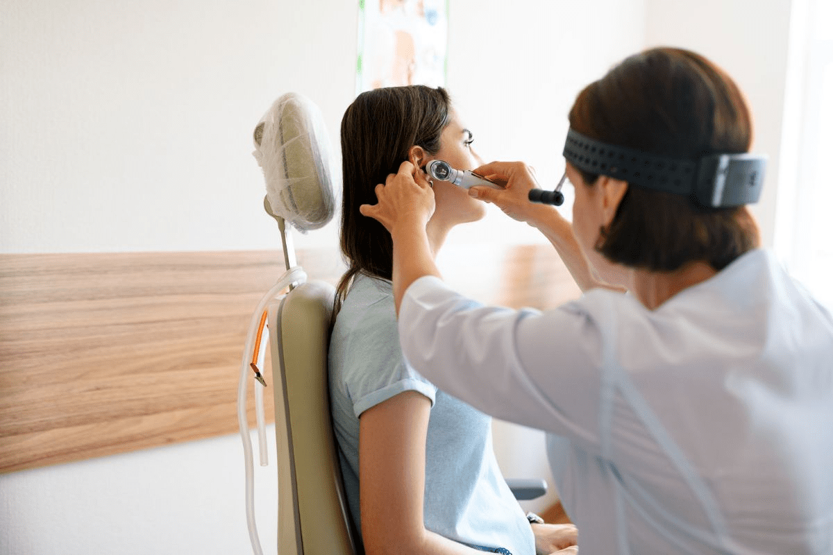 Would an Ear Infection Cause Vomiting and Nausea?