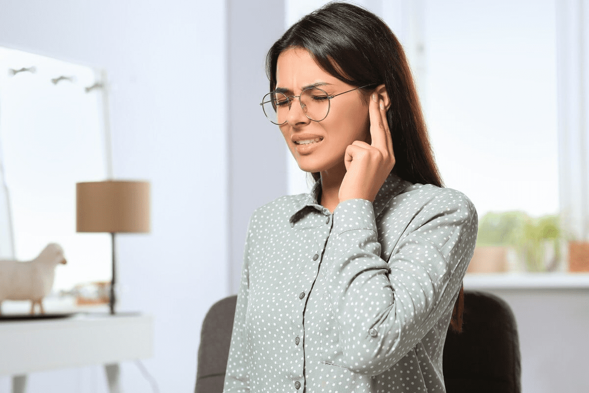 Earache Itchy: Symptoms of an Ear Infection