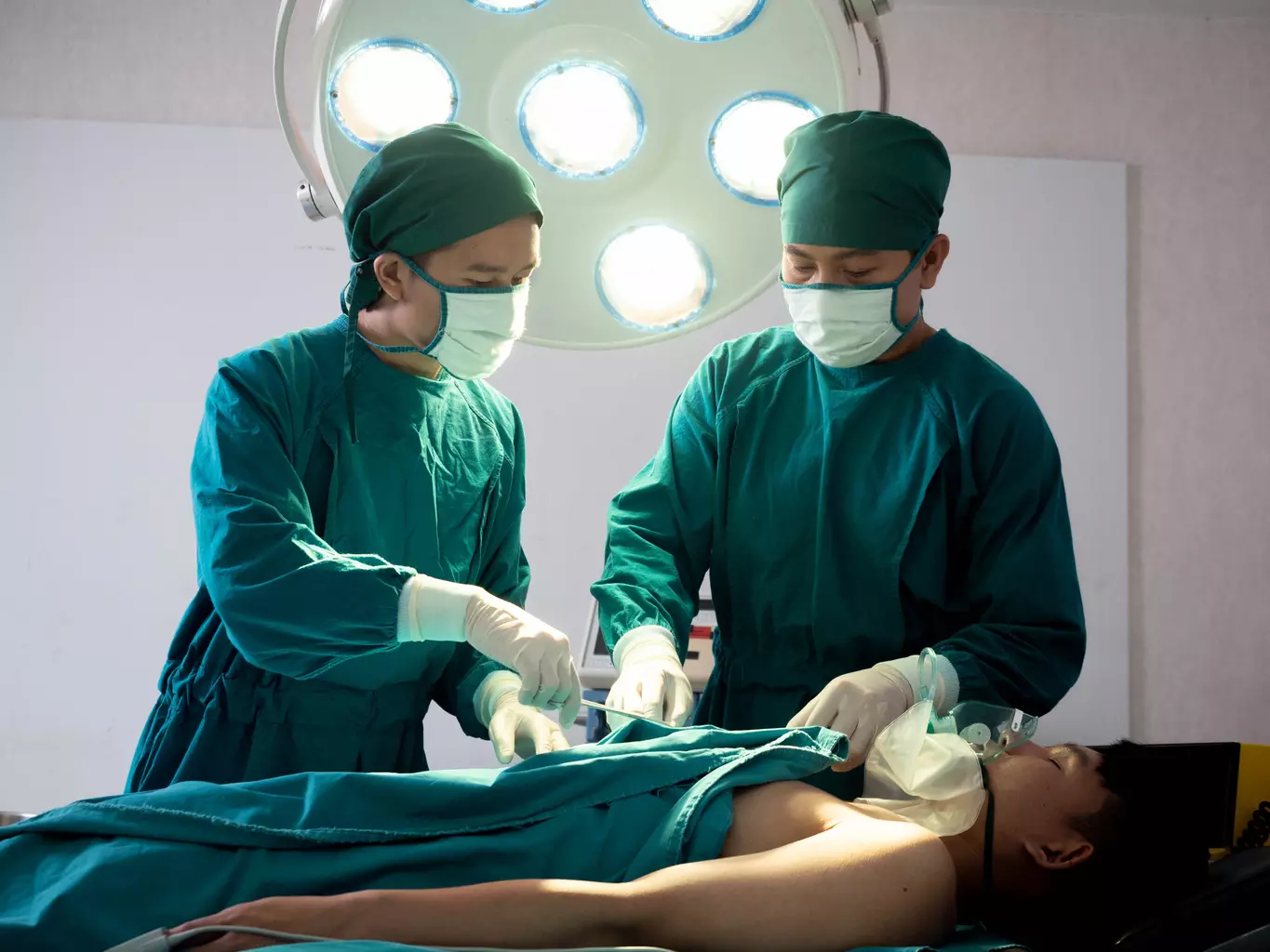 laparoscopic hysterectomy operation
