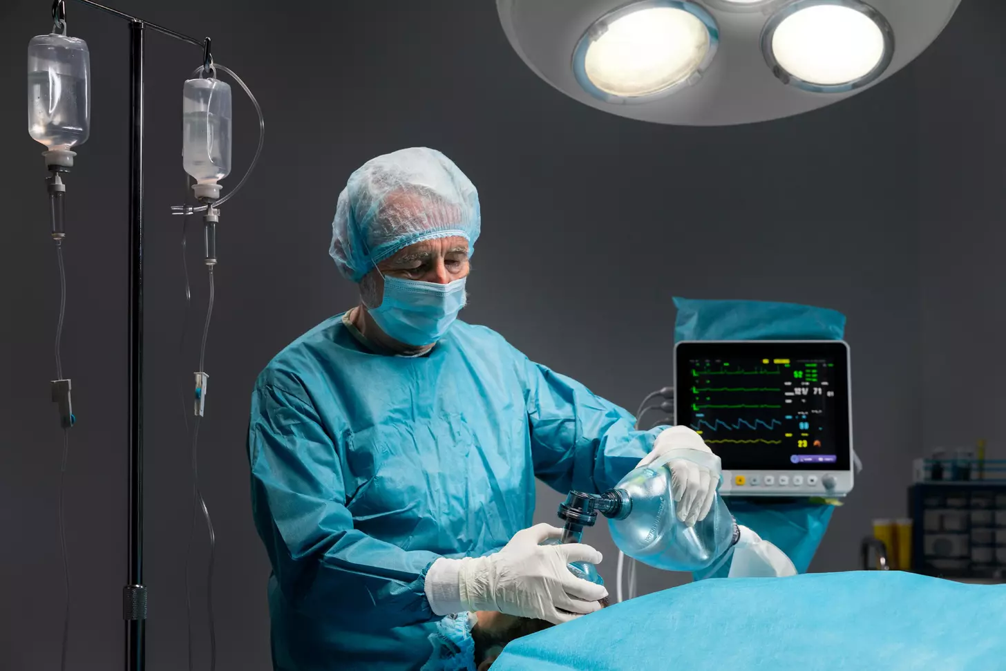 7 Leading Medical Surgery Technologies & Top Surgical Tech Programs in Illinois
