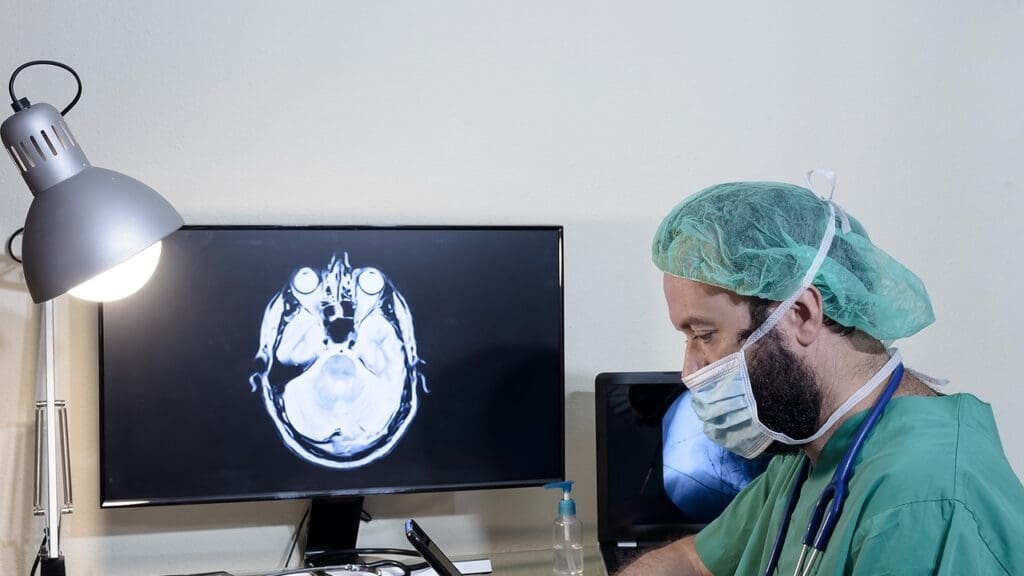 swollen brain causes