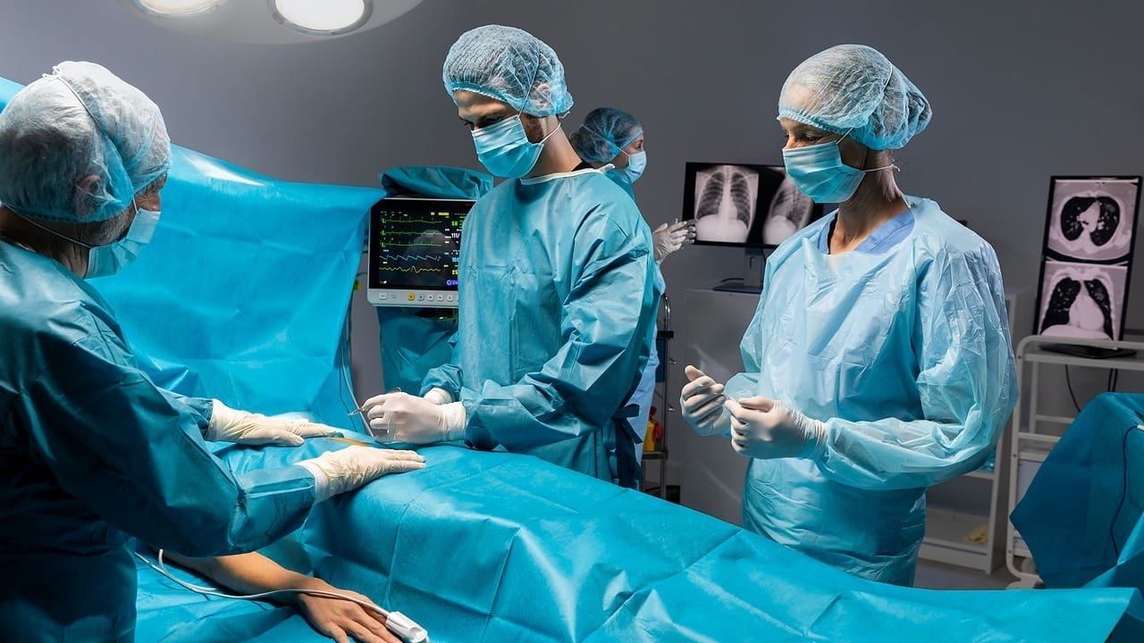 what are the three types of spinal surgery