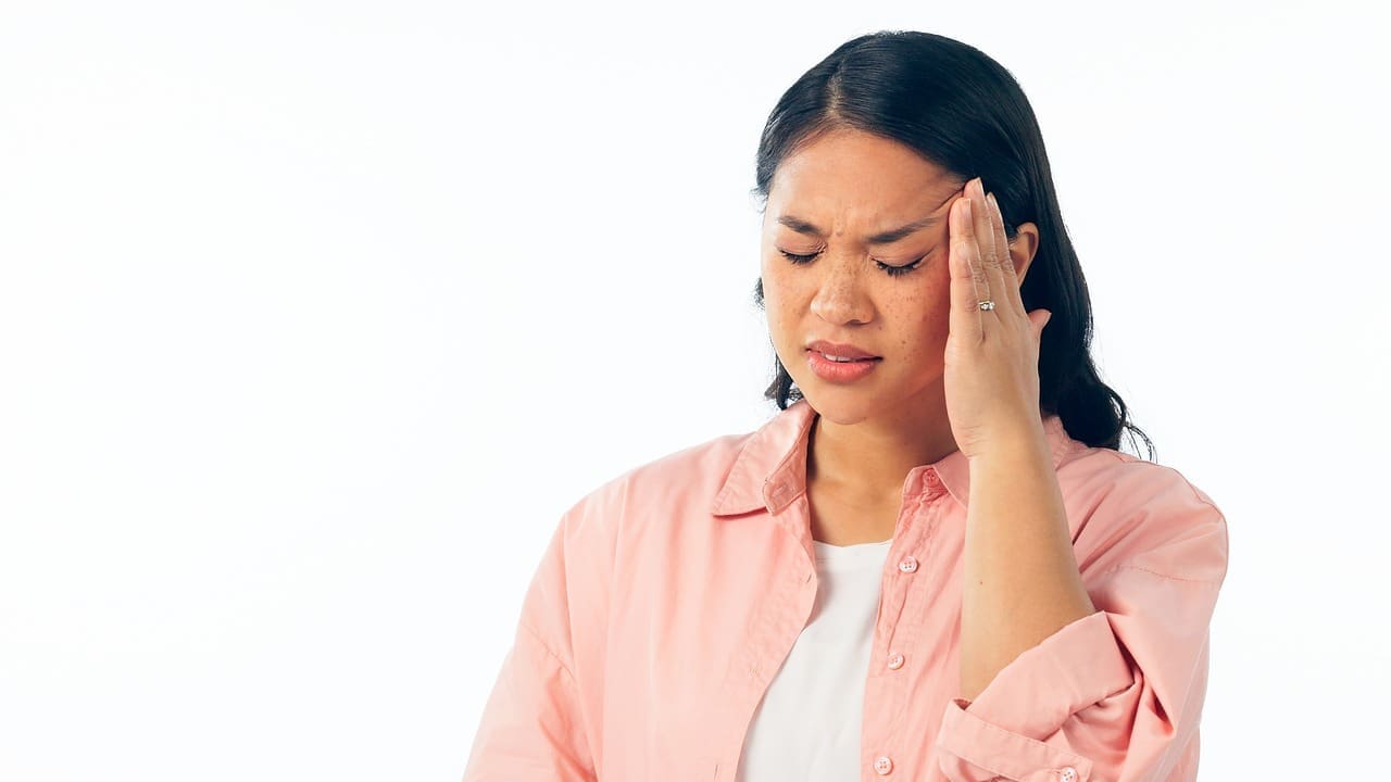 what causes swollen brain