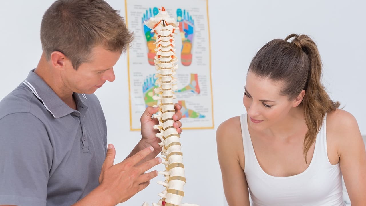 what does a bulging disk look like