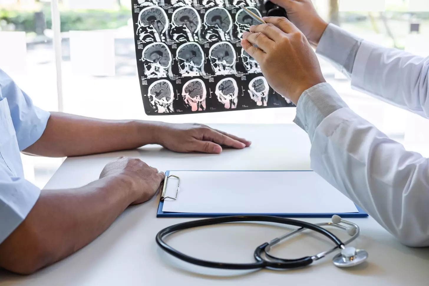 what does brain cancer look like on mri