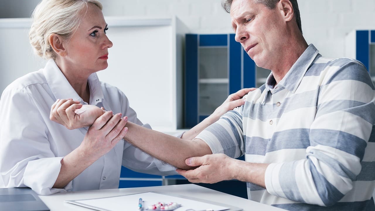 will ibuprofen help chest pain