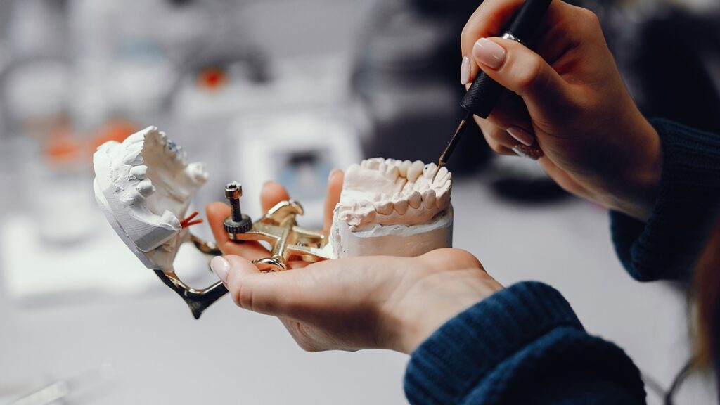 dental implants and dentures